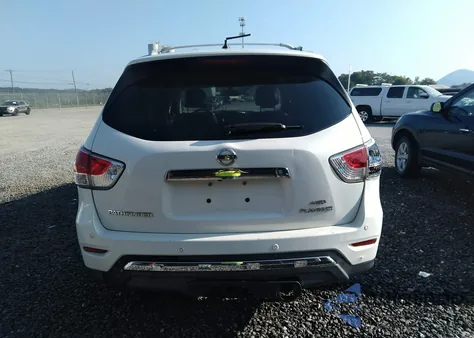 2013 Nissan Pathfinder Platinum z USA, uszkodzony, nr VIN 5N1AR2MM9DC668091